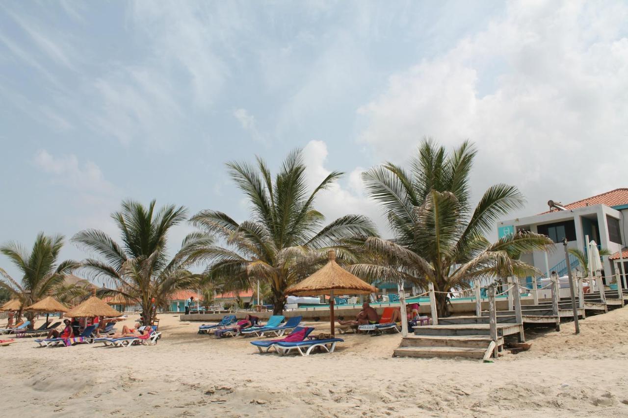 Djembe Beach Resort Kololi Exterior foto