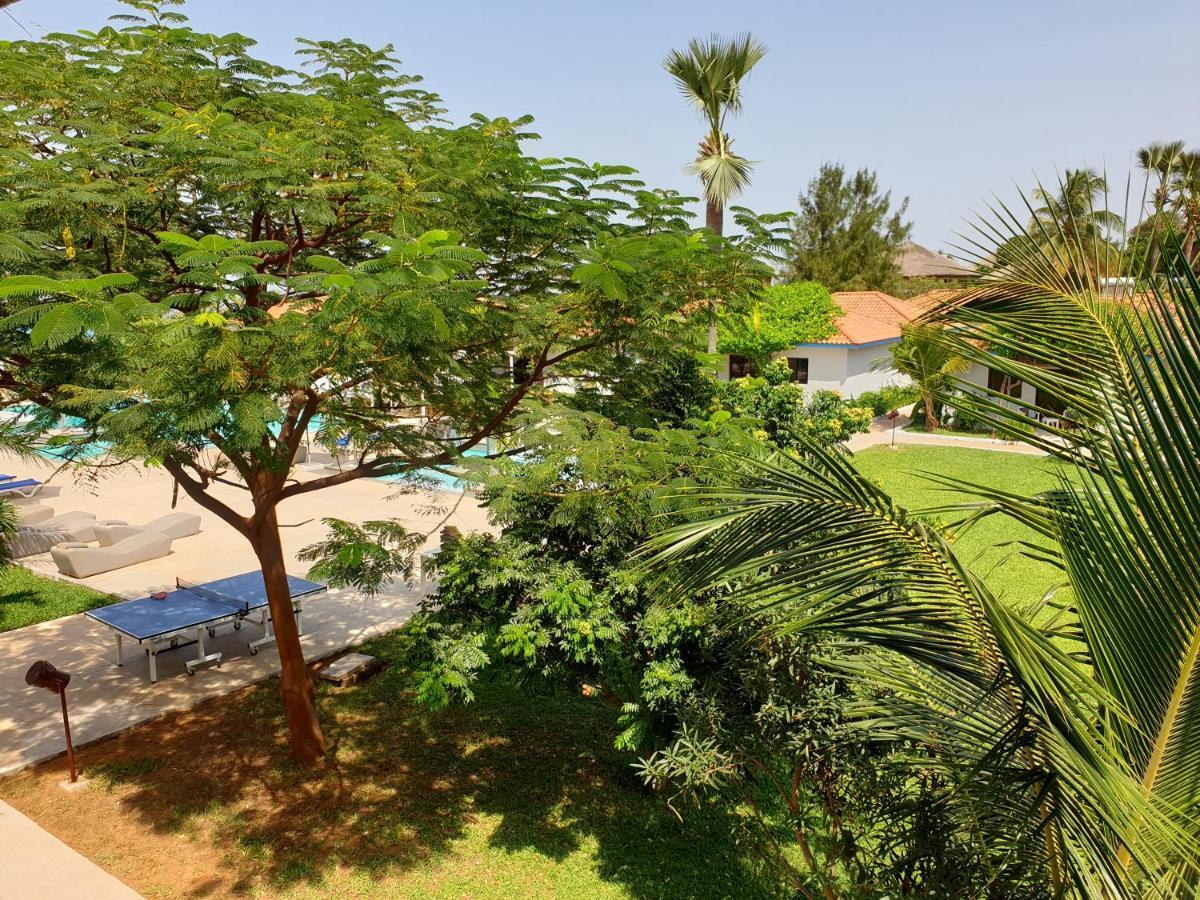 Djembe Beach Resort Kololi Exterior foto
