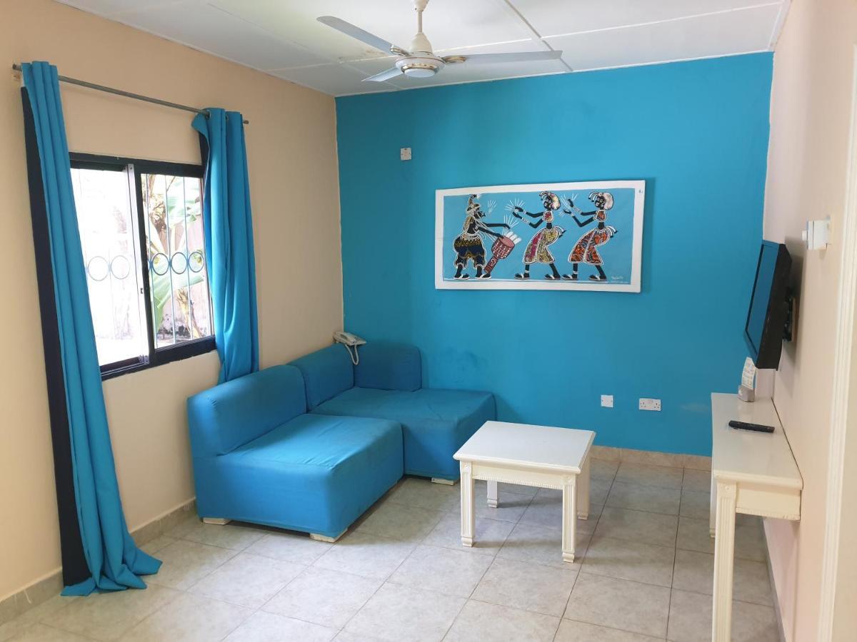 Djembe Beach Resort Kololi Exterior foto